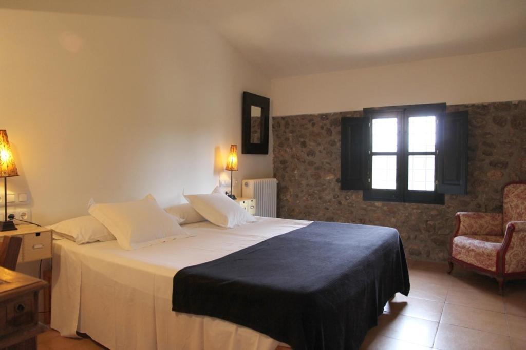Hostal Nou De Crespia Bilik gambar