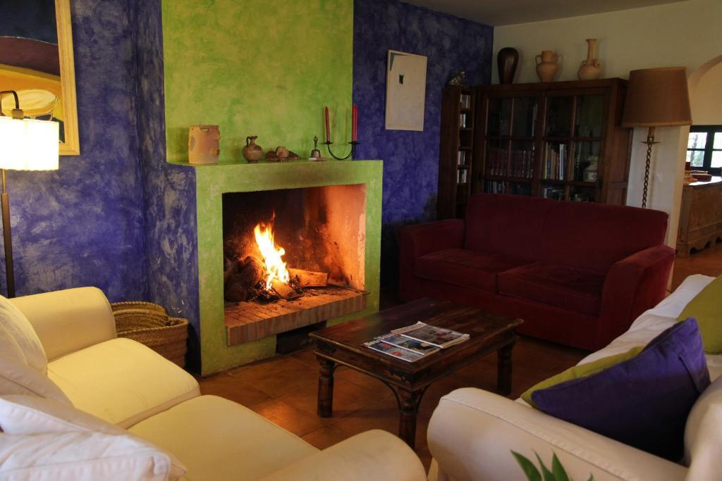 Hostal Nou De Crespia Luaran gambar